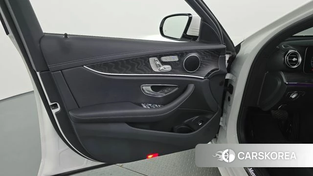 Mercedes-Benz E-Class W213 id 4457250 из Кореи 16