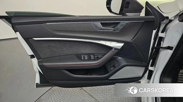 Audi RS7 (4K) id 4645569 из Кореи 16