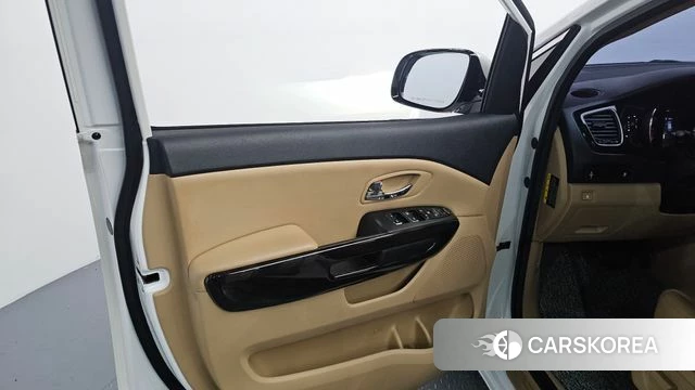 Kia The New Carnival id 4605398 из Кореи 16