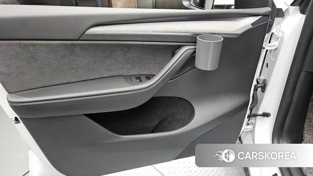 Tesla Model Y id 4571447 из Кореи 16