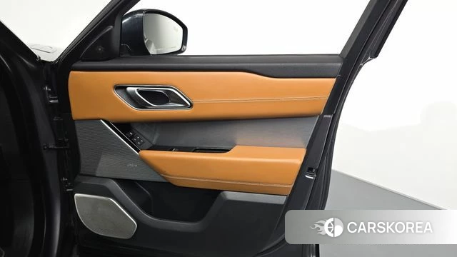 Land Rover Range Rover Velar id 4703296 из Кореи 16