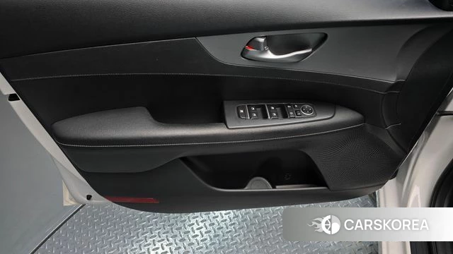 Kia Come New K3 id 4775808 из Кореи 16