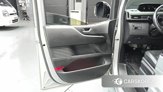 Hyundai Staria id 4561270 из Кореи 16