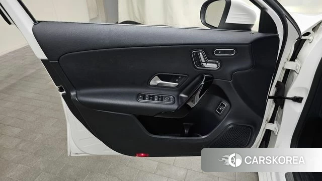 Mercedes-Benz A-Class W177 id 4632408 из Кореи 16