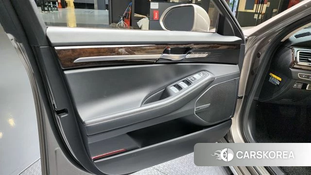 Genesis G90 id 4324799 из Кореи 16