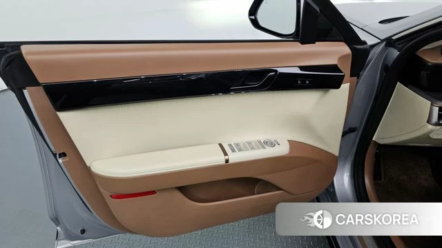 Hyundai Grandeur Hybrid (GN7) id 4395220 из Кореи 16