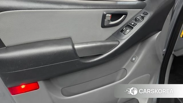 Hyundai The New Grand Starex id 4490833 из Кореи 16