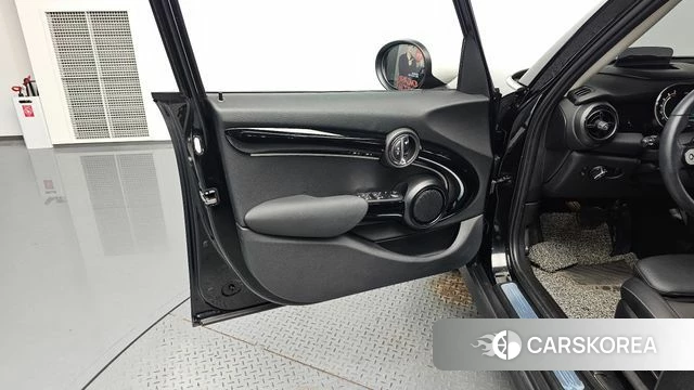 Mini Cooper id 4354714 из Кореи 16
