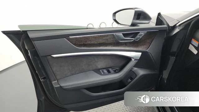Audi A7 (4K) id 4625040 из Кореи 16