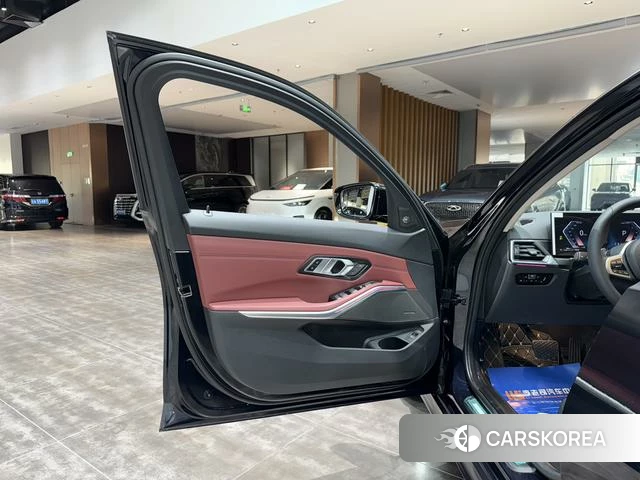 BMW 3 series id 4313732 из Китая 16