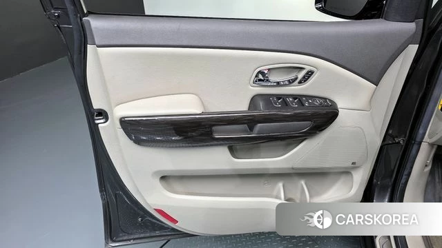 Kia All New Carnival id 4430490 из Кореи 16