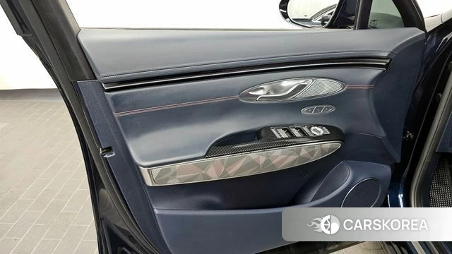 Genesis GV70 id 4283413 из Кореи 16