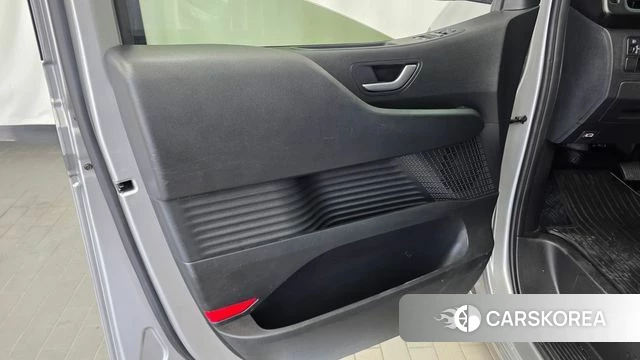 Hyundai Staria id 4655623 из Кореи 16