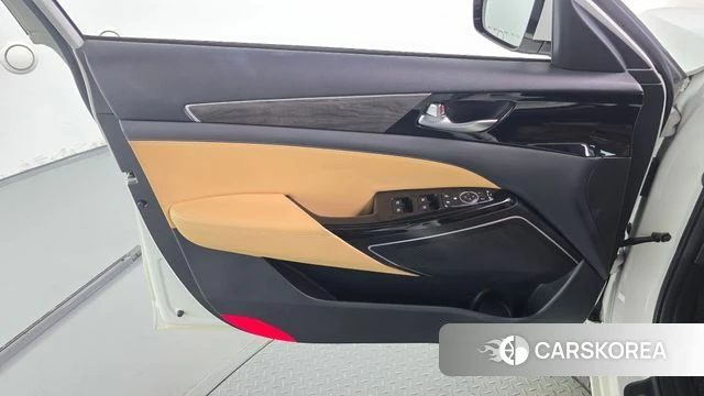 Kia K7 Premier Hybrid id 4882306 из Кореи 16