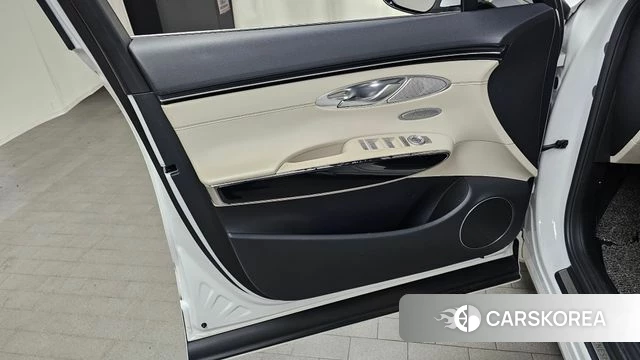 Genesis GV70 id 4716891 из Кореи 16
