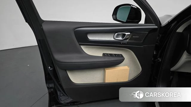 Volvo XC40 id 4322821 из Кореи 16