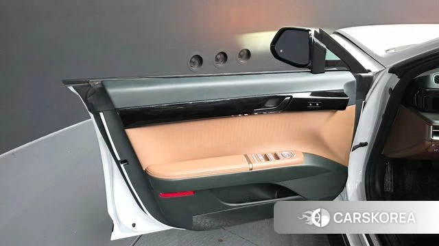 Hyundai Grandeur (GN7) id 4941395 из Кореи 16