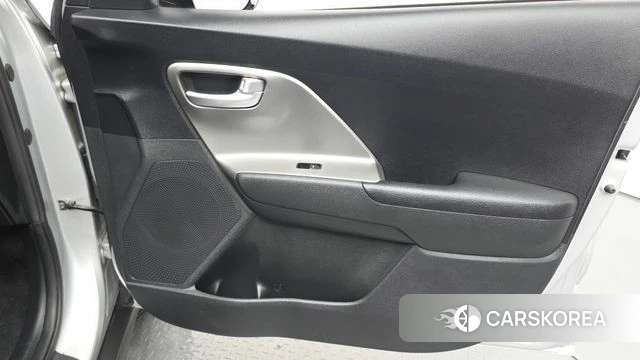 Kia Niro Plus id 4745237 из Кореи 16