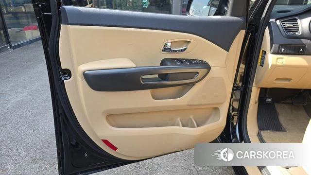 Kia The New Carnival id 4245601 из Кореи 16