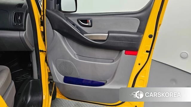 Hyundai The New Grand Starex id 4203867 из Кореи 16