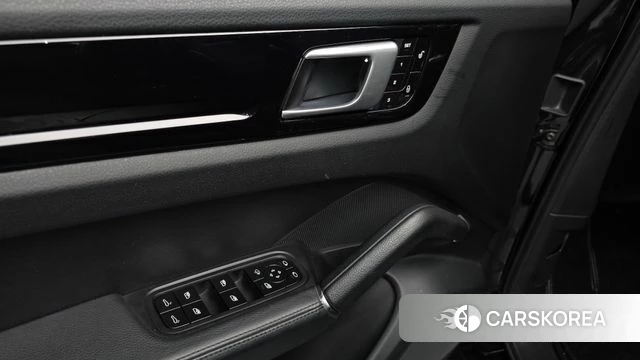 Porsche Cayenne (PO536) id 4530704 из Кореи 16