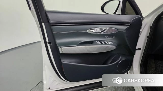 Genesis Electrified GV70 id 4618525 из Кореи 16