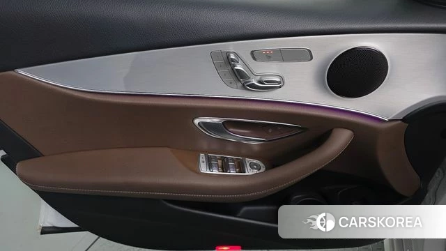 Mercedes-Benz E-Class W213 id 4202619 из Кореи 16