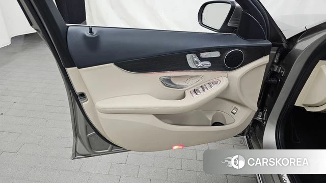 Mercedes-Benz C-Class W205 id 4245169 из Кореи 16