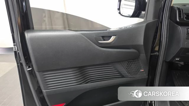 Hyundai Staria id 4871602 из Кореи 16