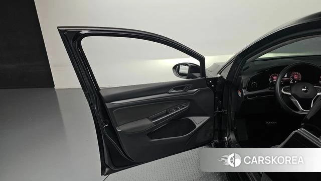 Volkswagen Golf 8th Generation id 4303280 из Кореи 16