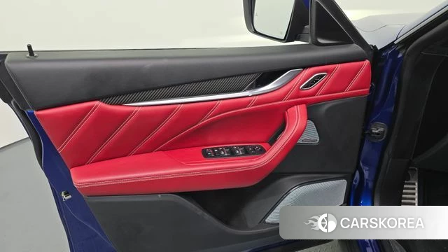 Maserati Levante id 4625176 из Кореи 16