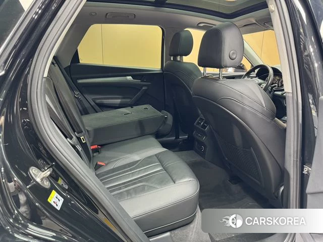 Audi Q5L Sportback id 4261588 из Китая 16