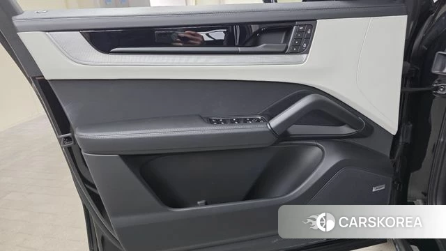 Porsche Cayenne (PO536) id 4870743 из Кореи 16