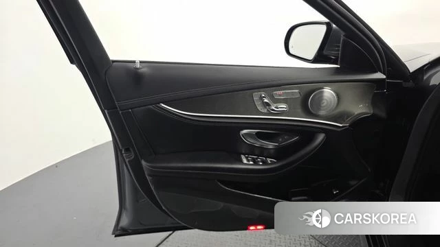 Mercedes-Benz E-Class W213 id 4737189 из Кореи 16