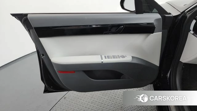 Hyundai Grandeur (GN7) id 4612803 из Кореи 16