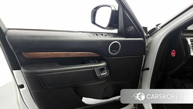 Land Rover Discovery 5 id 4188554 из Кореи 16