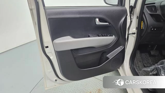 Kia The New Kia Ray EV id 4941372 из Кореи 16