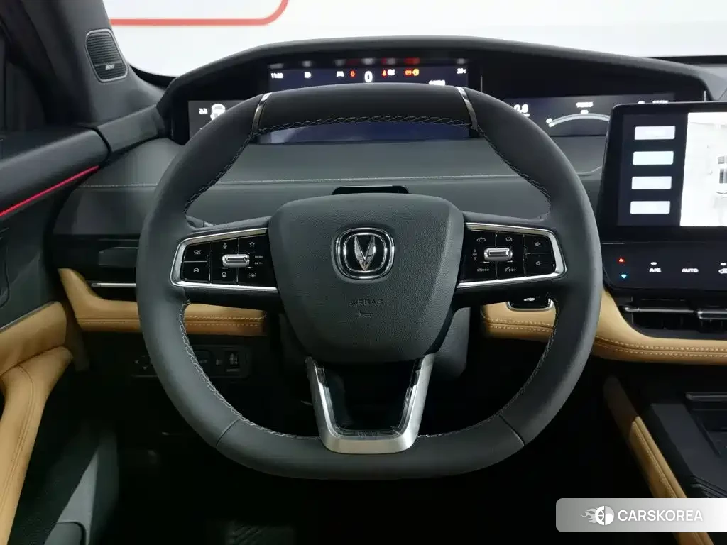 Chang'an Changan UNI-K id 4553935 из Китая 16