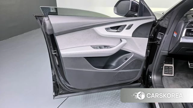 Audi Q8 (4M) id 4266711 из Кореи 16