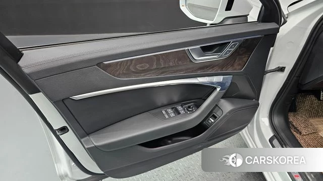 Audi A6 (C8) id 4250894 из Кореи 16