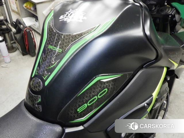 Kawasaki Z900 id 3950265 из Японии 16