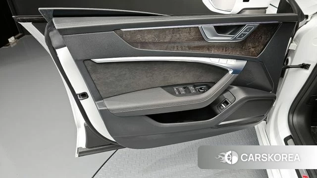 Audi A7 (4K) id 4383571 из Кореи 16
