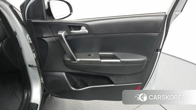 Kia Sportage The Bold id 4310776 из Кореи 16
