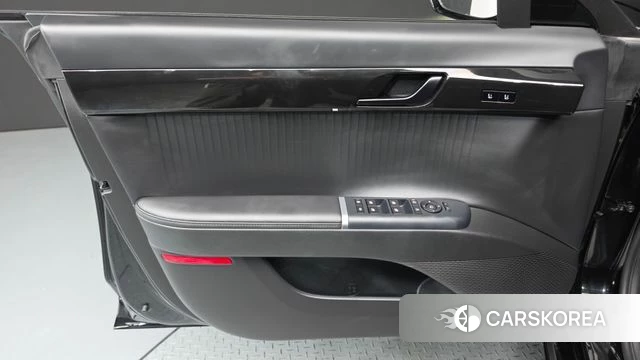 Hyundai Grandeur (GN7) id 4691926 из Кореи 16