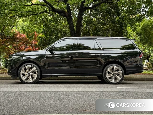 Lincoln Navigator id 4241752 из Китая 16
