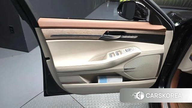 Genesis G90 id 4677676 из Кореи 16