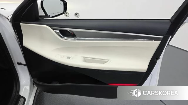 Hyundai The New Grandeur IG Hybrid id 4624968 из Кореи 16