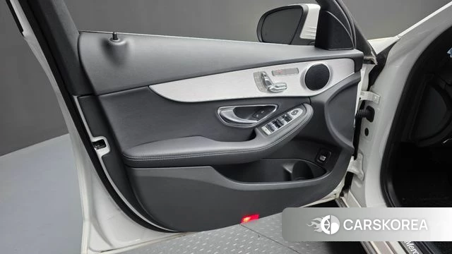 Mercedes-Benz C-Class W205 id 4187659 из Кореи 16