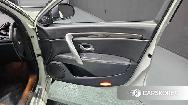 Renault Korea (Samsung) SM7 Nova id 4351307 из Кореи 16