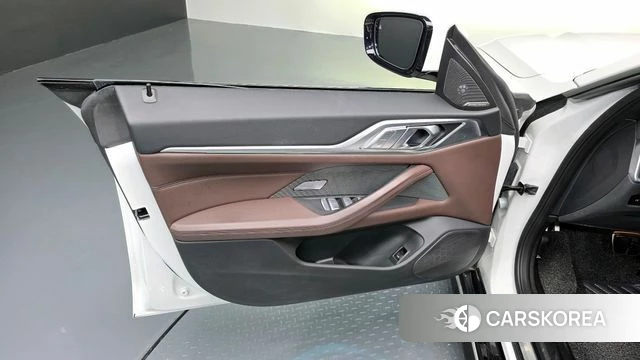 BMW i4 id 4249338 из Кореи 16